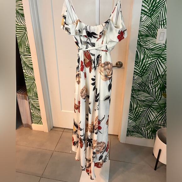 Showpo Emmy Floral Wrap Maxi Dress Size 6 - Picture 4 of 9